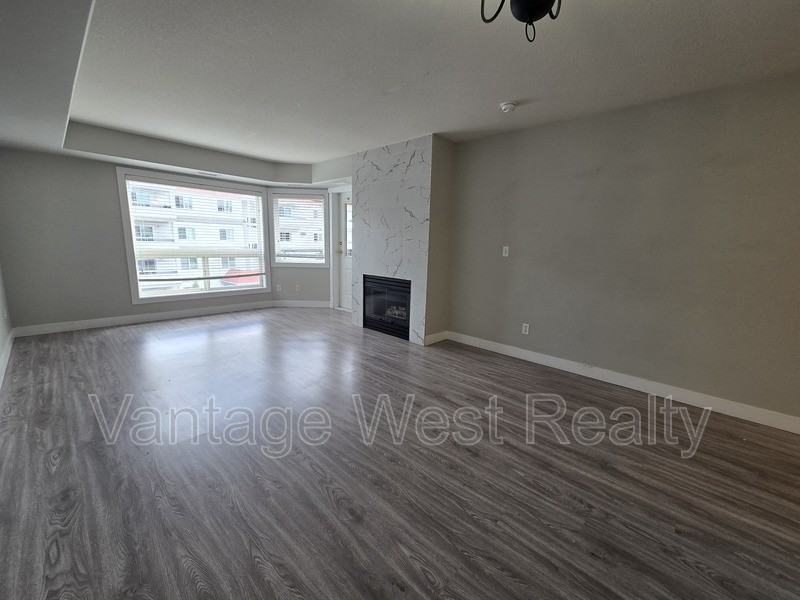3100 De Montreuil Crt - Photo 6 of 26