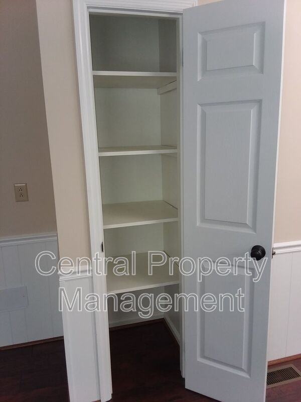 5423 Parris Bridge Rd - Photo 7 of 26