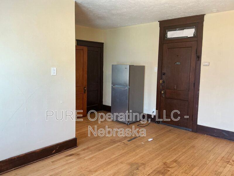 120 N 6th St #O - Photo 6 of 17