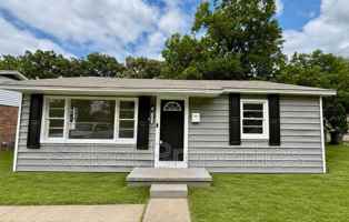 featured image of 1802 Henry St