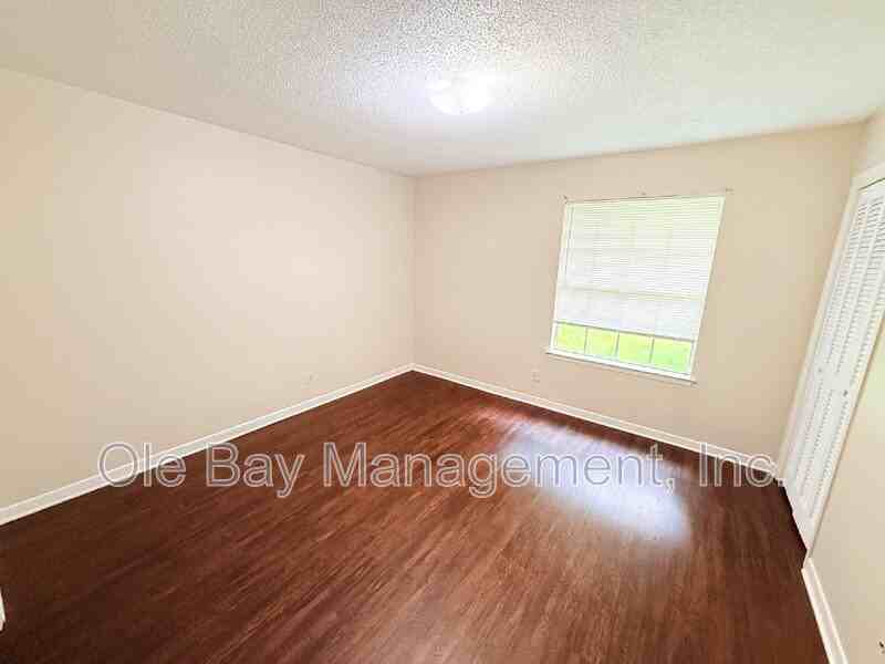 965 Navco Rd - Photo 5 of 7