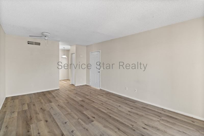2807 E Le Marche Ave #203 - Photo 4 of 17