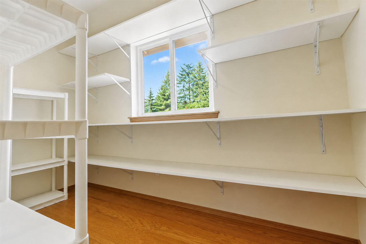 470 E Rasor Rd - Photo 5 of 16