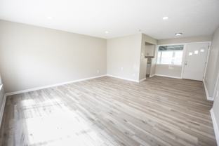 9328 W Ridgewood Dr - Photo 1 of 1