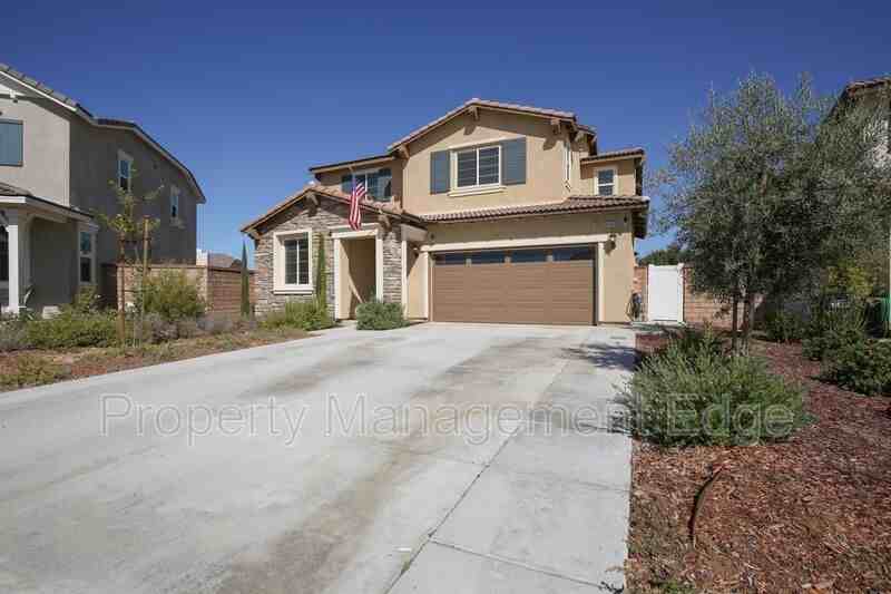 30463 Ridgely Way - Photo 3 of 29