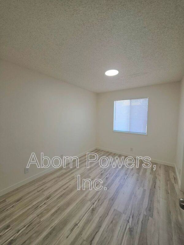 1140 Melton Dr #2 - Photo 4 of 12