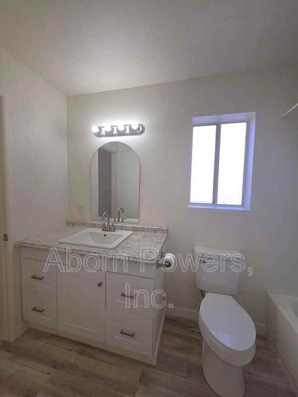 1140 Melton Dr #2 - Photo 5 of 12