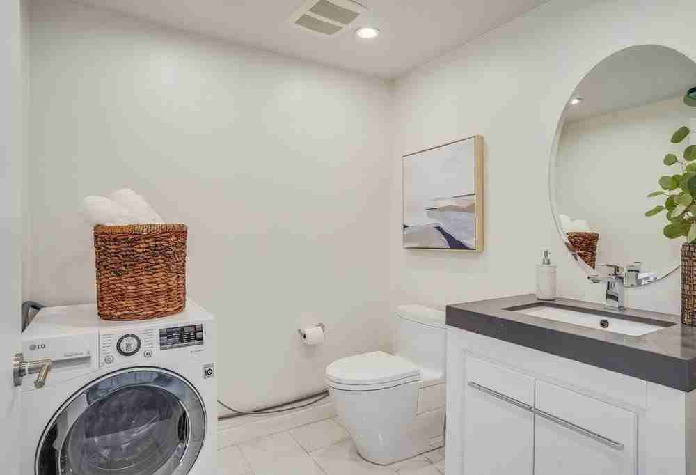 39 Boardman Pl #101 - Photo 4 of 10