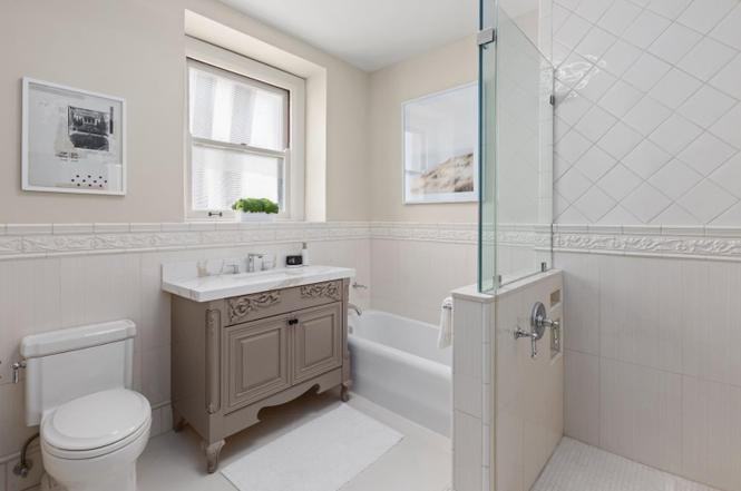 1250 Jones St #503 - Photo 6 of 9