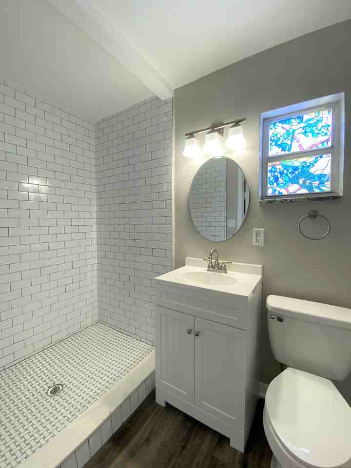 3805 W Leona St #2 - Photo 7 of 10