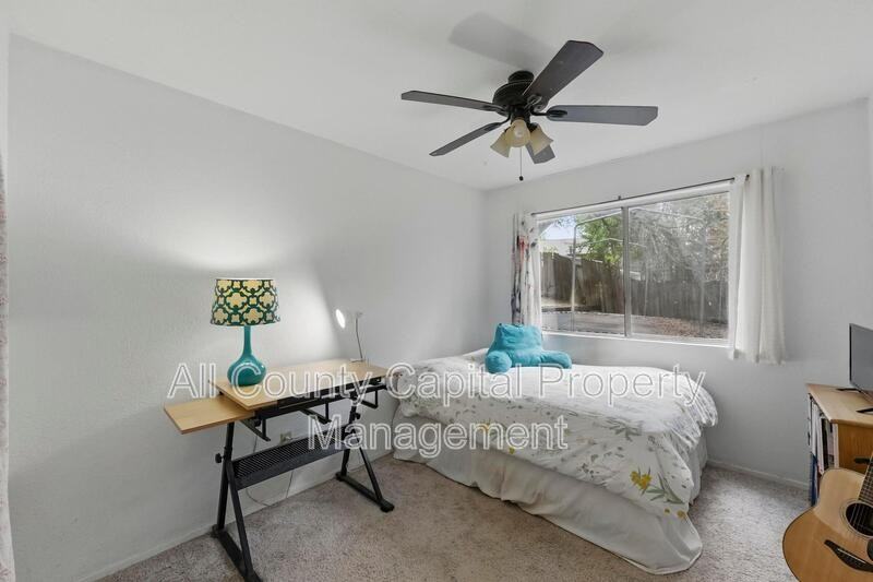 4802 Peach Grove Ct - Photo 7 of 12