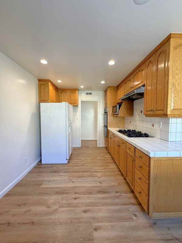 2028 W Elberon St - Photo 4 of 34