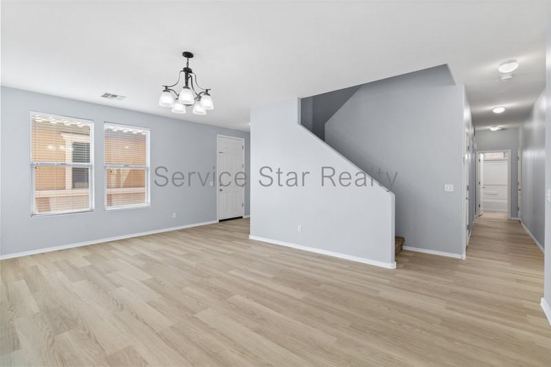 3448 E Merrill Ave - Photo 4 of 33