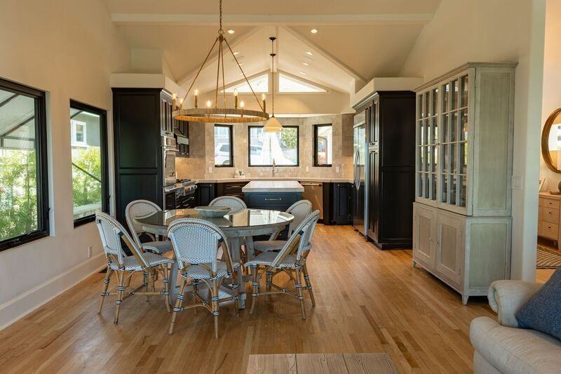 12 S Stonington Rd - Photo 5 of 44