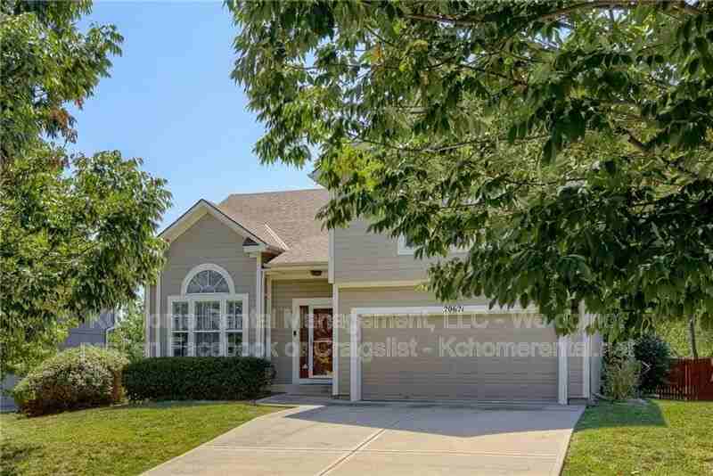 20621 W 125th Ct - Photo 2 of 25