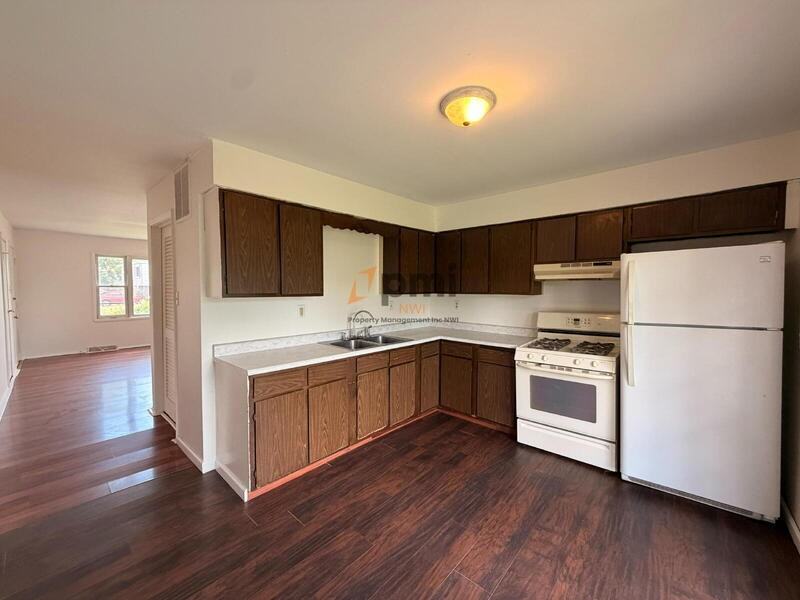 5588 Tulip Ave - Photo 4 of 12
