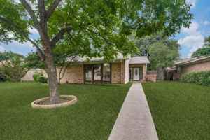 featured image of 2221 Pueblo Dr