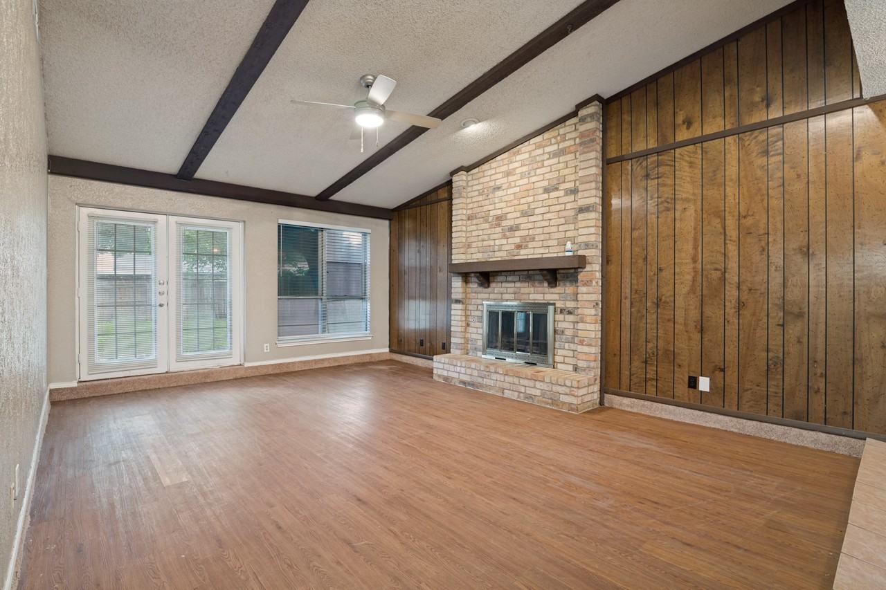 2221 Pueblo Dr - Photo 3 of 12