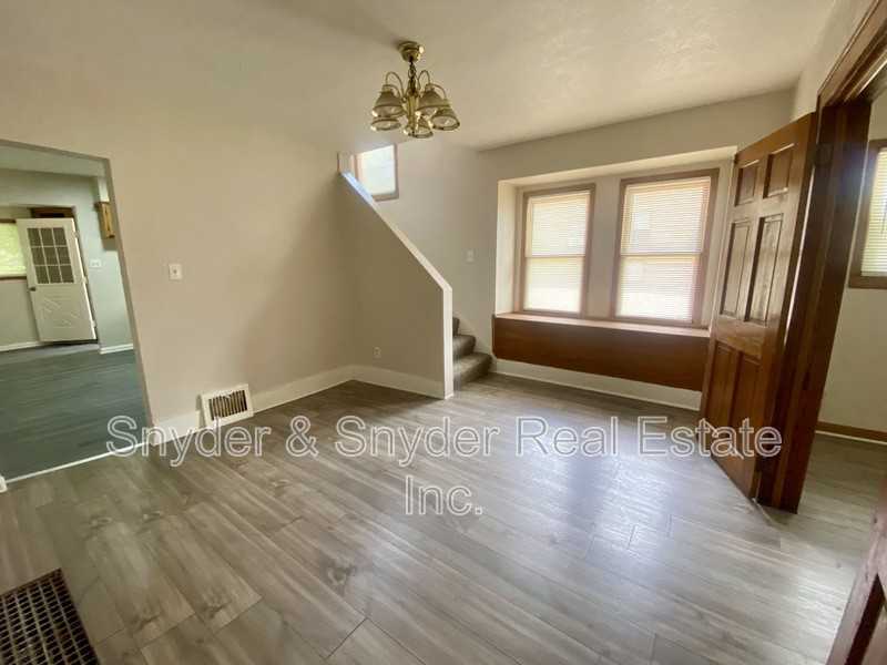 93 Jewett St - Photo 5 of 22