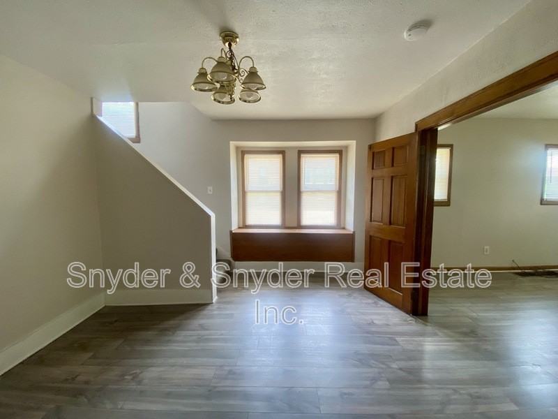 93 Jewett St - Photo 7 of 22