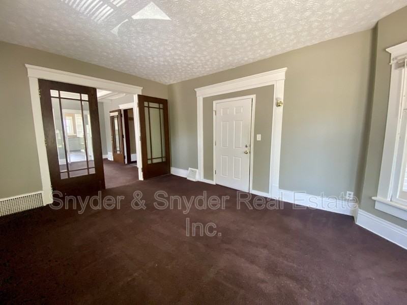 50 S Walnut St #1 - Photo 3 of 14