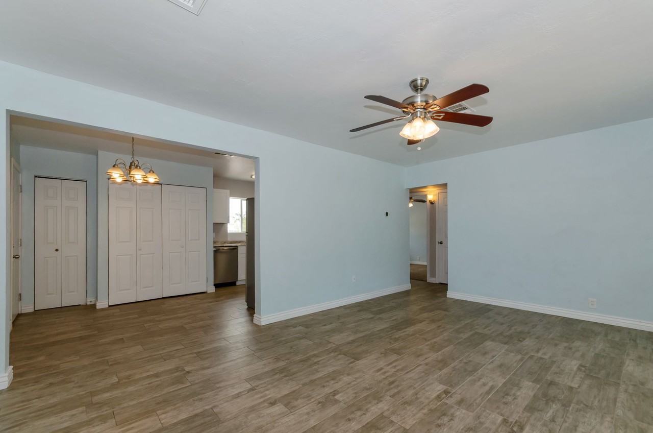 1420 N Winstel Blvd - Photo 5 of 16