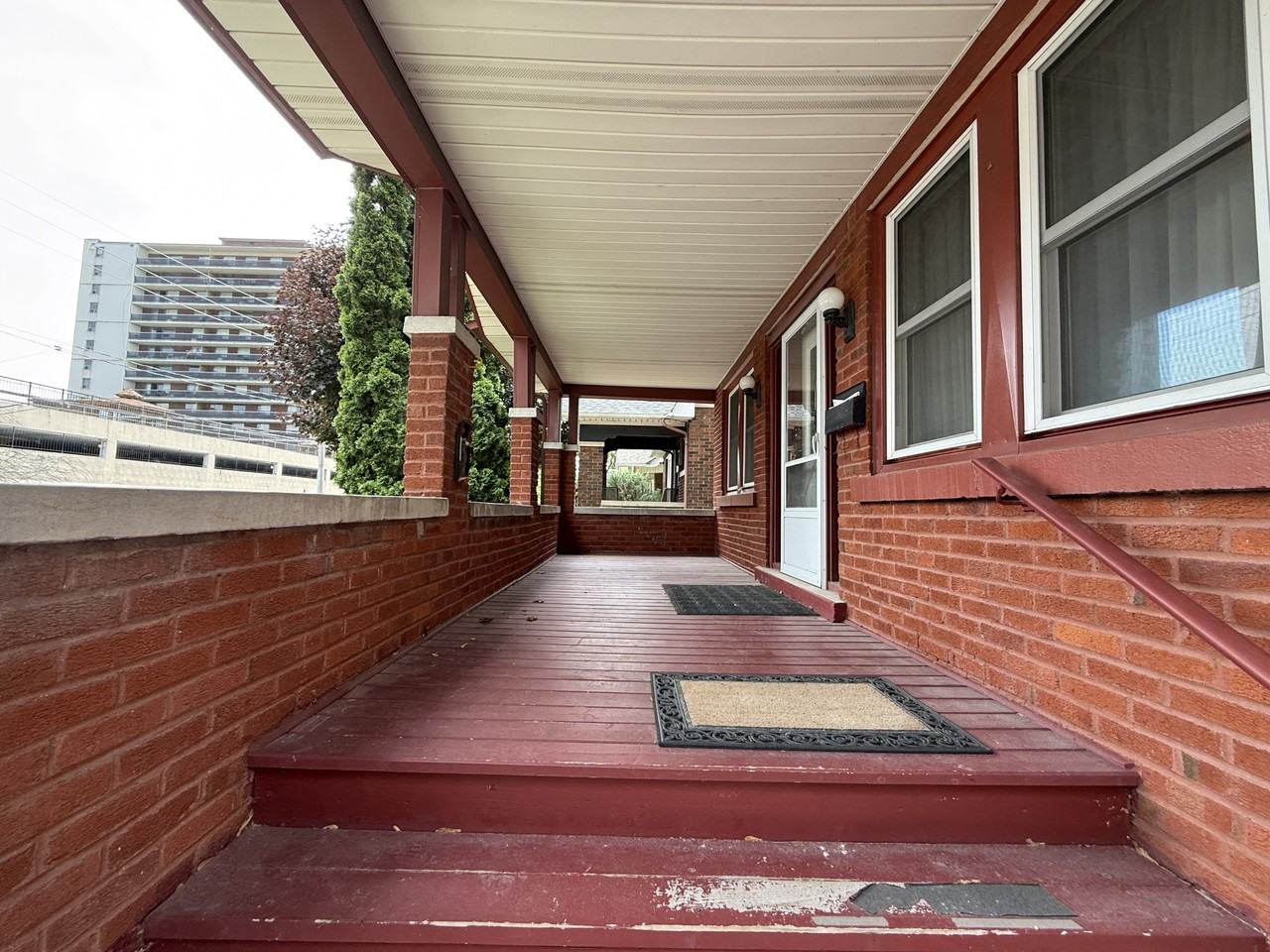 1515 Pelissier St - Photo 3 of 46