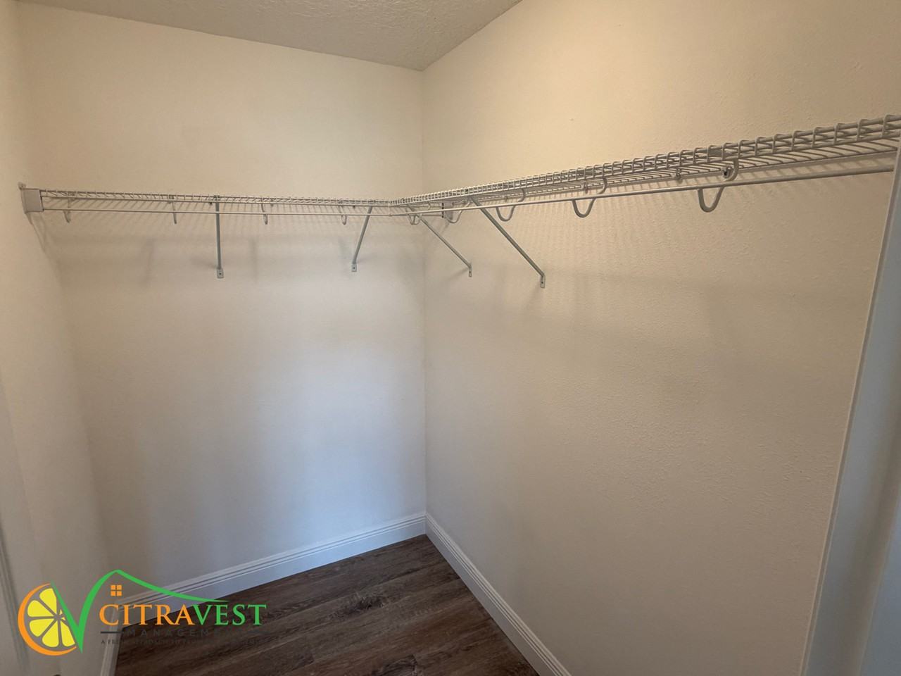 2468 W Vespero St - Photo 6 of 13