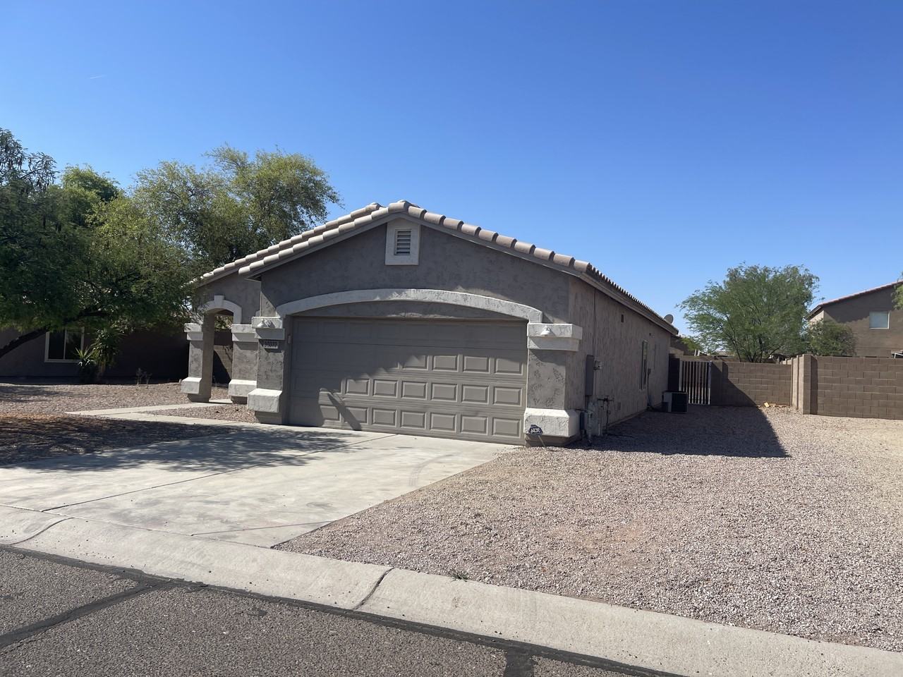 30332 N Desert Willow Blvd - Photo 2 of 15