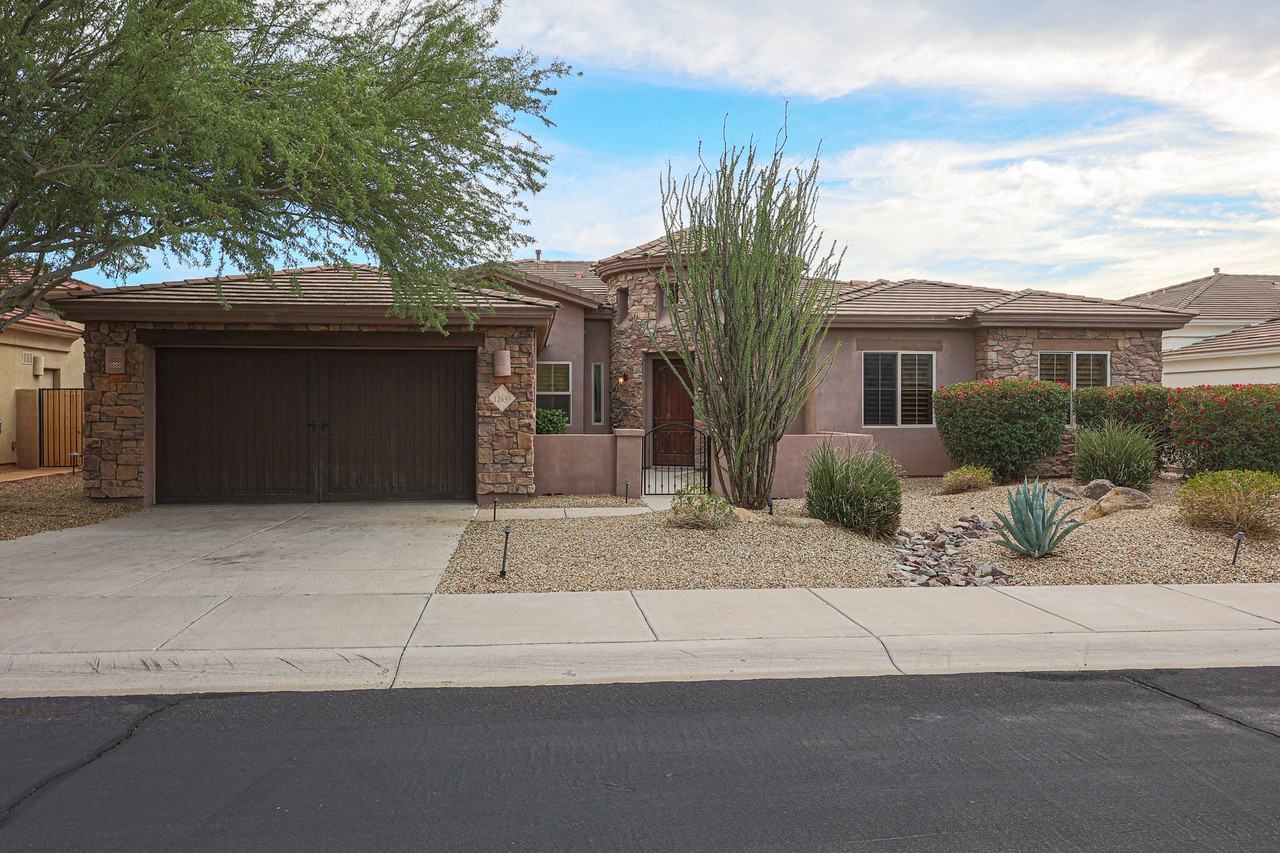 12439 E Lupine Ave - Photo 2 of 44