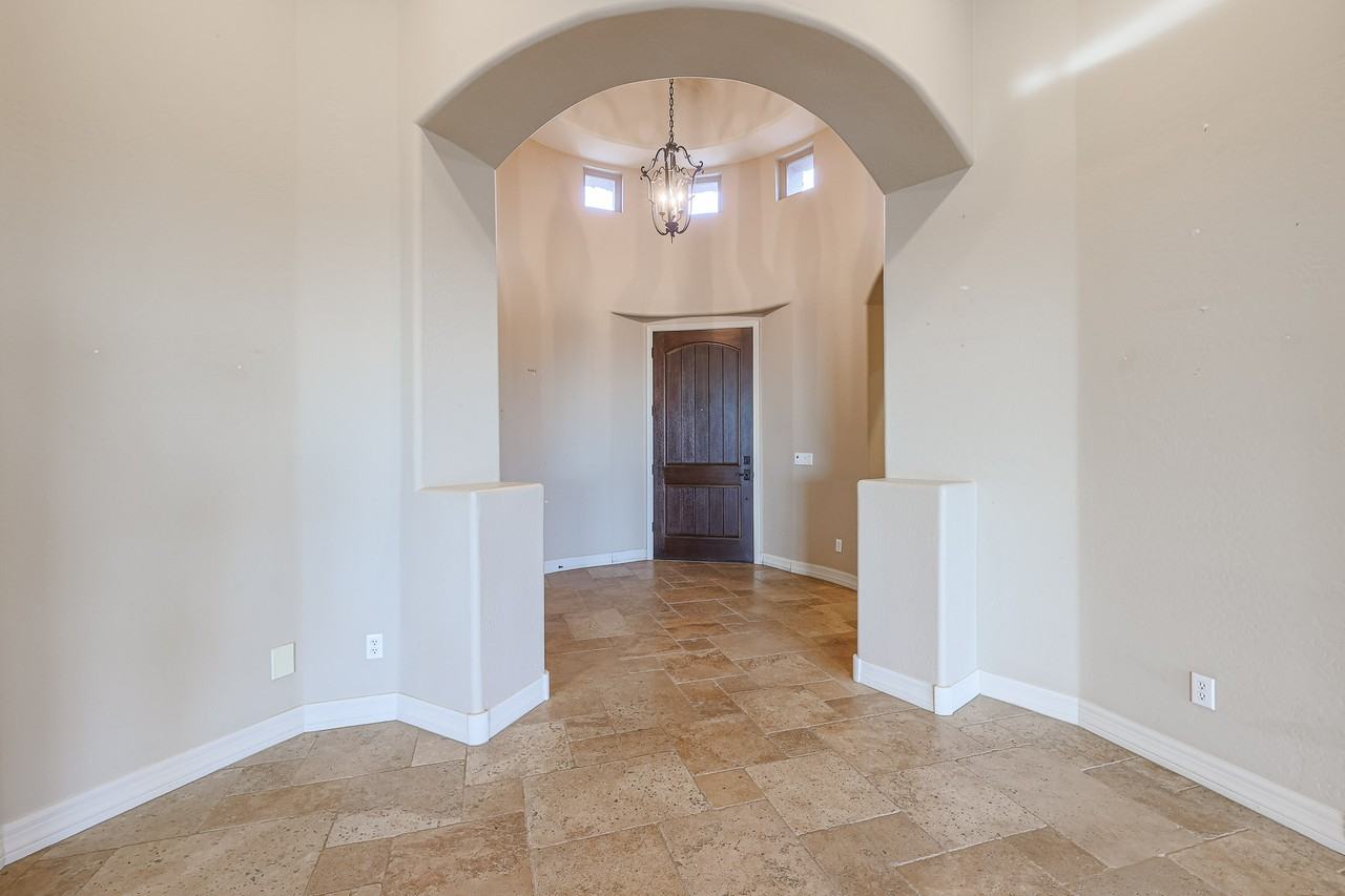12439 E Lupine Ave - Photo 5 of 44