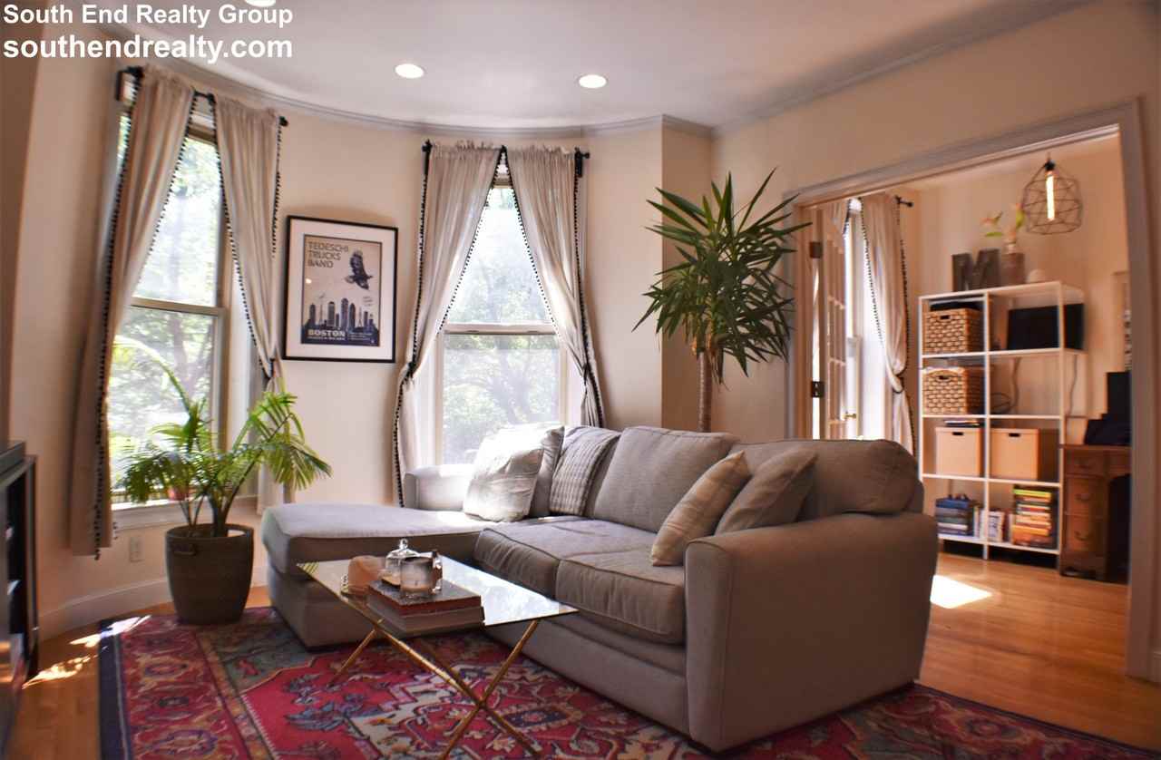 11 Holyoke St #2