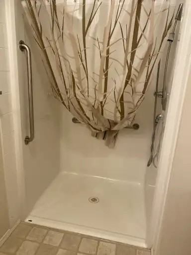 8802 Southfort Dr #304 - Photo 4 of 11