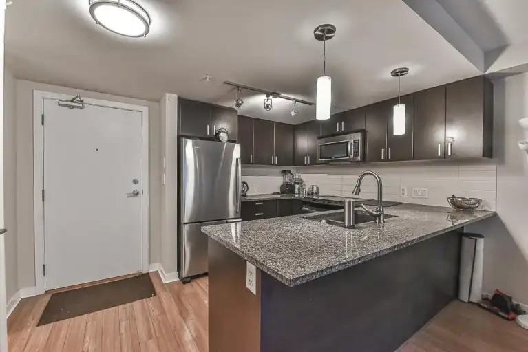 7511 120 St #210 - Photo 2 of 9