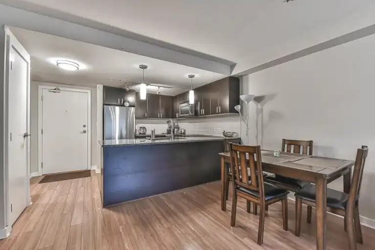 7511 120 St #210 - Photo 3 of 9