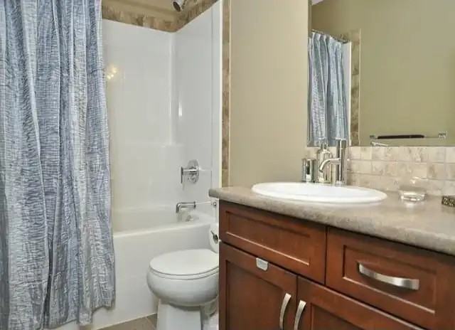 20286 53a Ave #107 - Photo 6 of 8