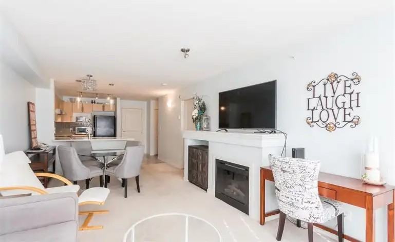 1576 Grant Ave #403 - Photo 6 of 10