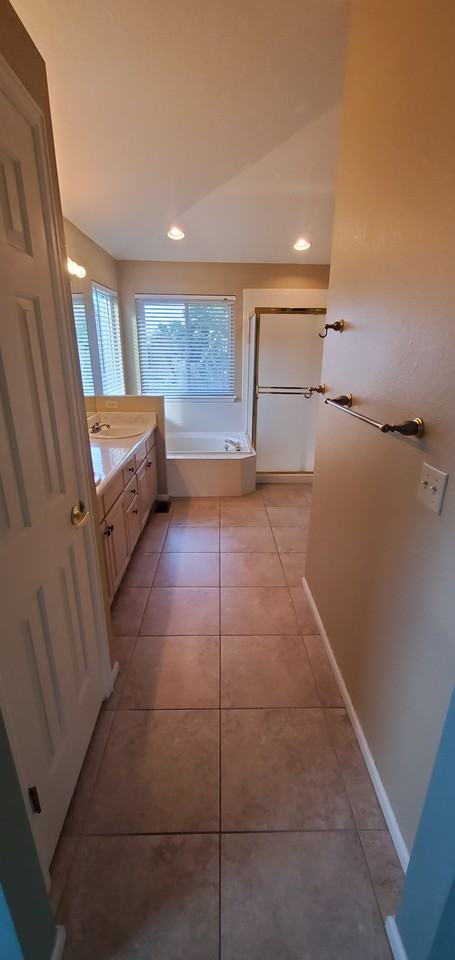 19083 E Oak Creek Way #NA - Photo 2 of 13