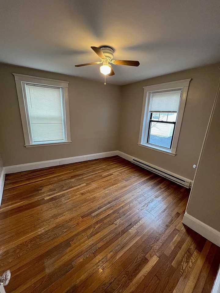 15 Huss Ct #205 - Photo 5 of 8