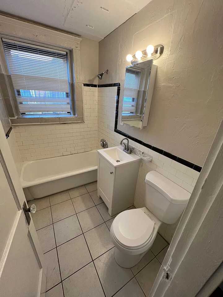 15 Huss Ct #205 - Photo 6 of 8