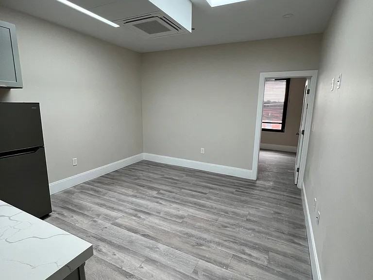 366 Broadway #306
