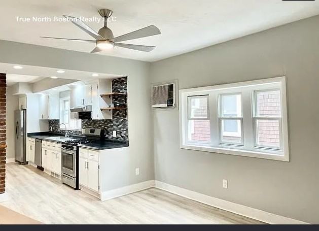 826 Fellsway - Photo 2 of 13