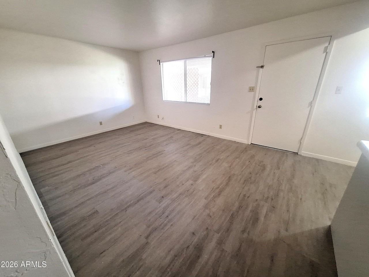 36 W Pasadena Ave #2 - Photo 3 of 13