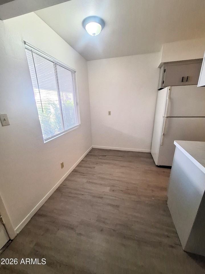36 W Pasadena Ave #2 - Photo 4 of 13