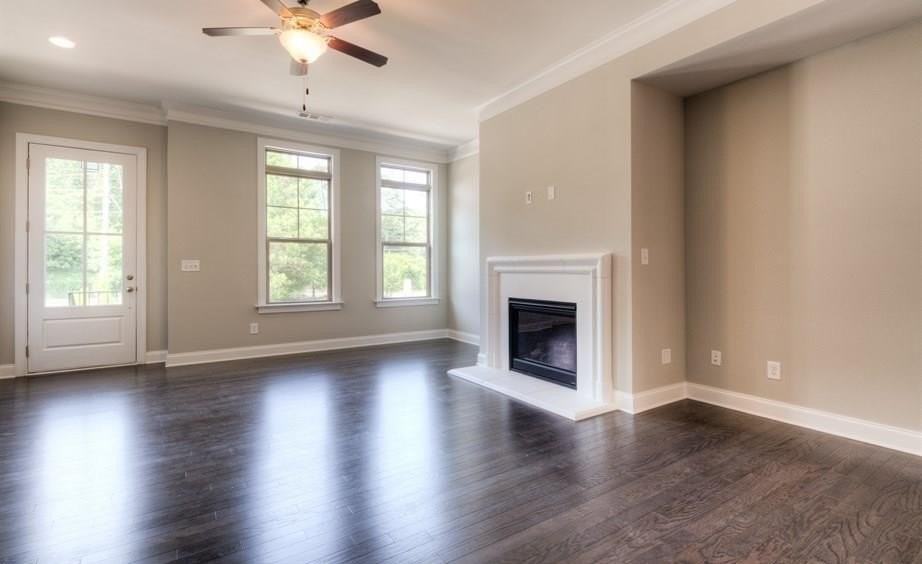 2286 Mclean Chase Se - Photo 3 of 32