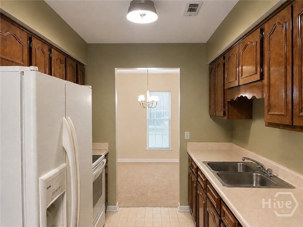 14210 Coffee Bluff Rd - Photo 6 of 9