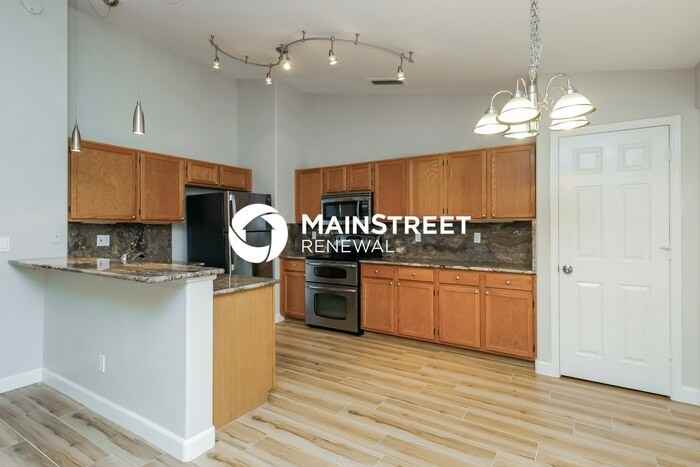 1668 E Golden Ln - Photo 5 of 16