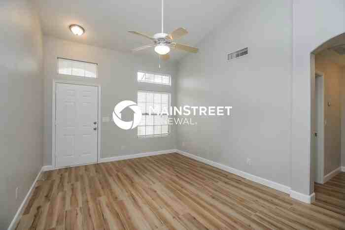 1668 E Golden Ln - Photo 7 of 16