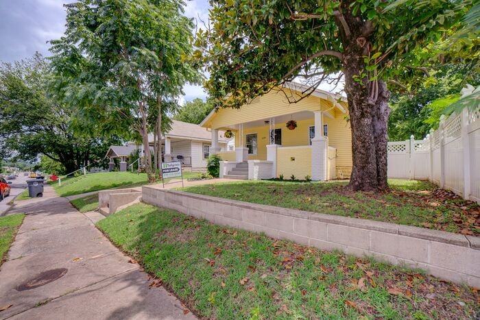 1155 N Main St - Photo 2 of 23