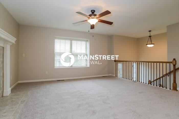 18521 E 20th Street Ct - Photo 3 of 17